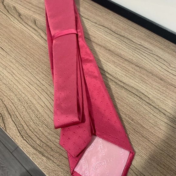 TM LEWIN Pink Polka Dot Silk Neck Tie - Picture 4 of 7